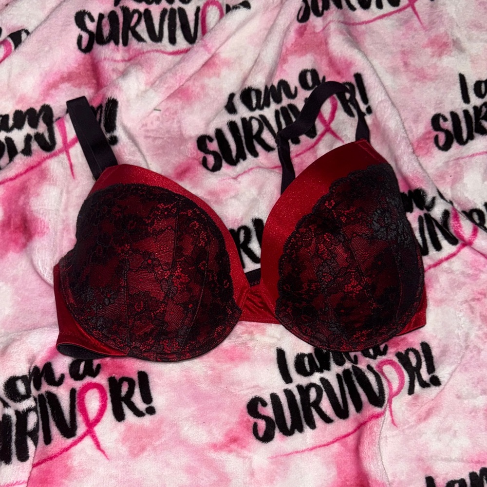 Victoria secrets Elegant Red Lace Women's Bra